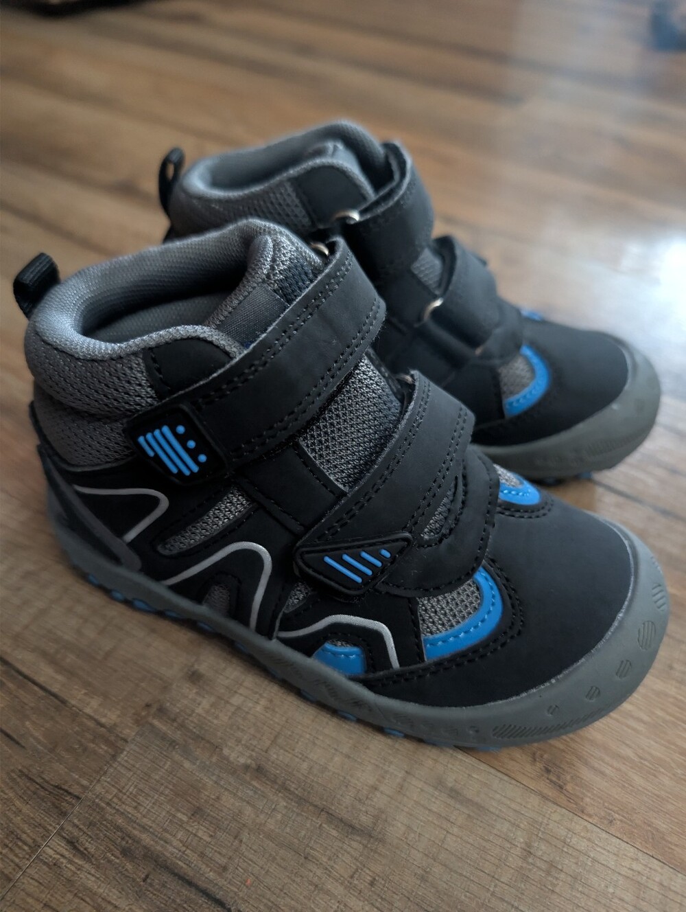 Mishansha toddler hiking boots size 10 NEW